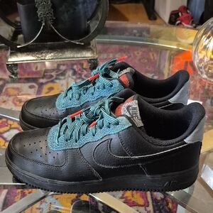 Nike Air Force 1 '07 LV8